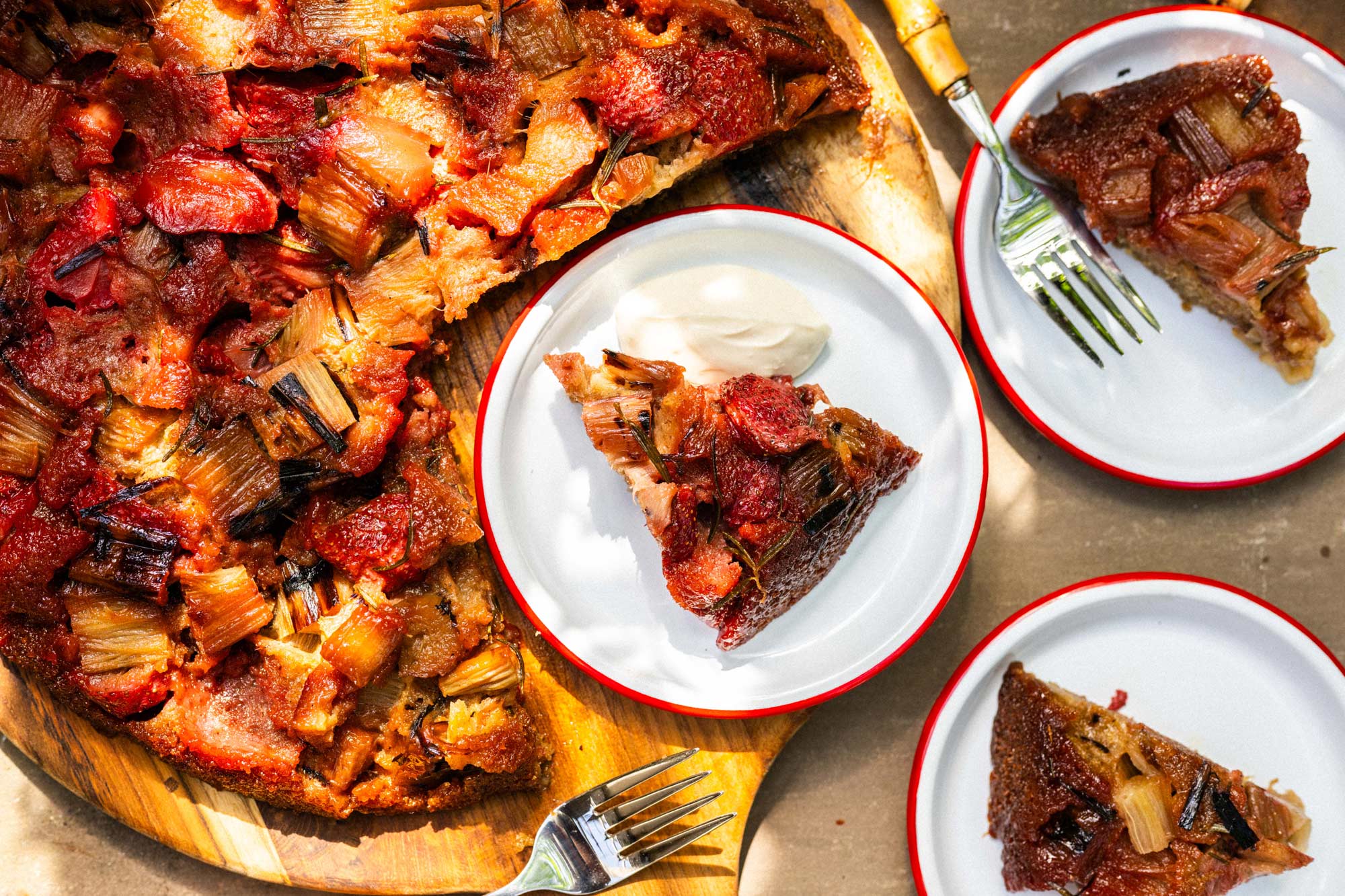 Falcon Enamelware X Big Green Egg Oven To Table Dish