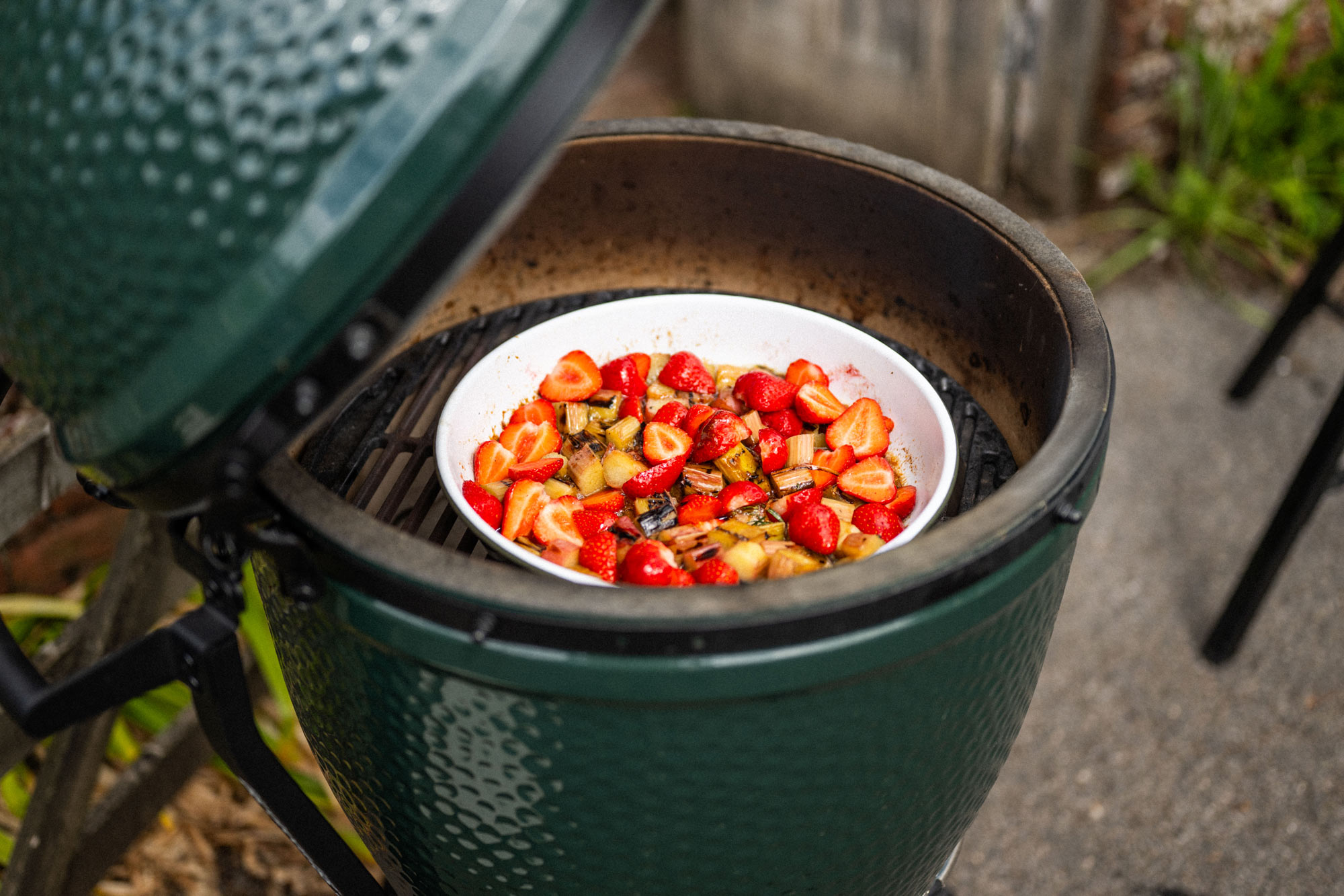 Falcon Enamelware X Big Green Egg Oven To Table Dish