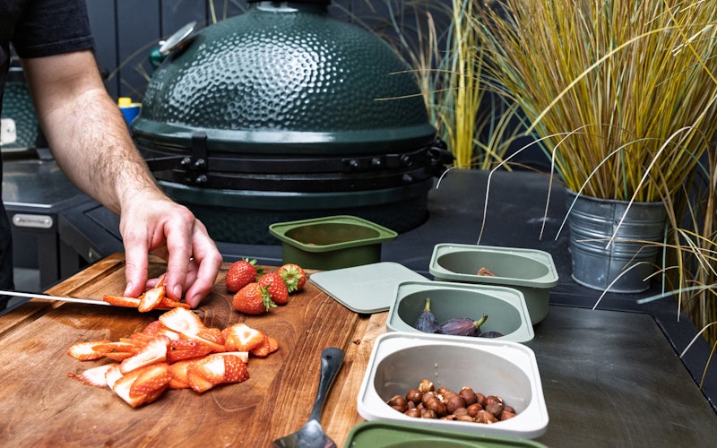 H DOUGH PROOFING TRAY WITH WALNUT BOARD | Bubadoh proofing containers  | Pizza Accessories | Big Green Egg