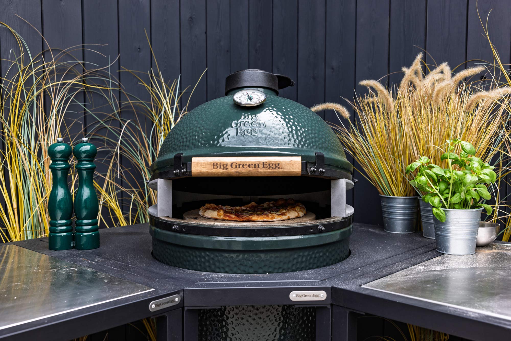 Pizza Wedge | Big Green Egg