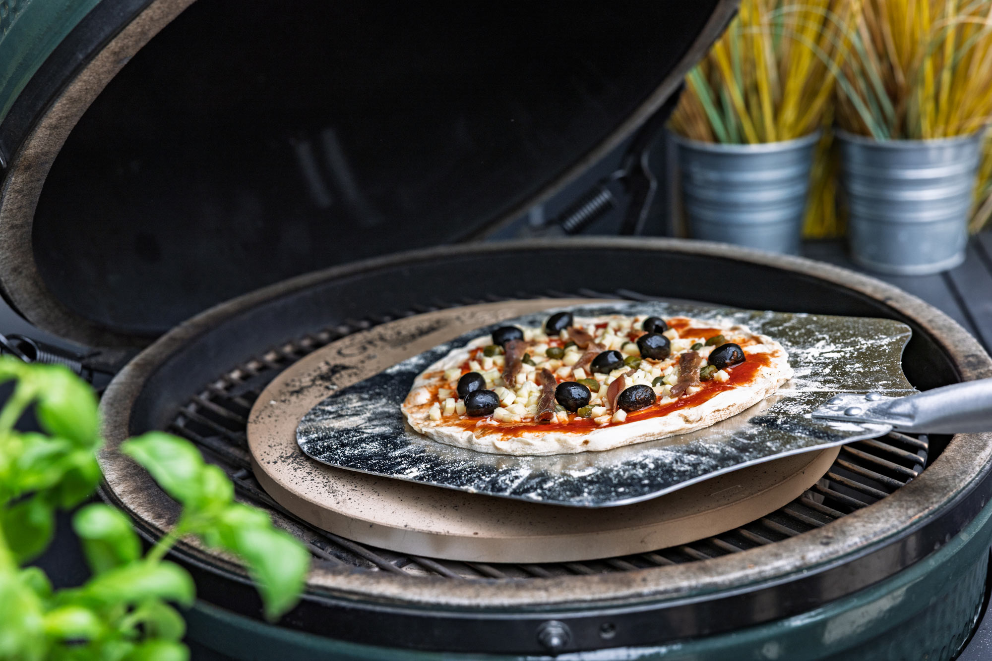 Baking Stone | Cookware | Big Green Egg