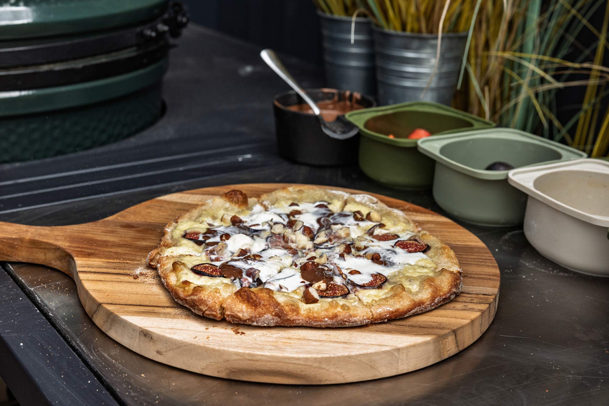 TEAK PIZZA SERVING BOARD | Utensils | Big Green Egg