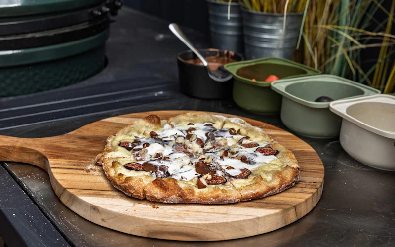 TEAK PIZZA SERVING BOARD | Utensils | Big Green Egg