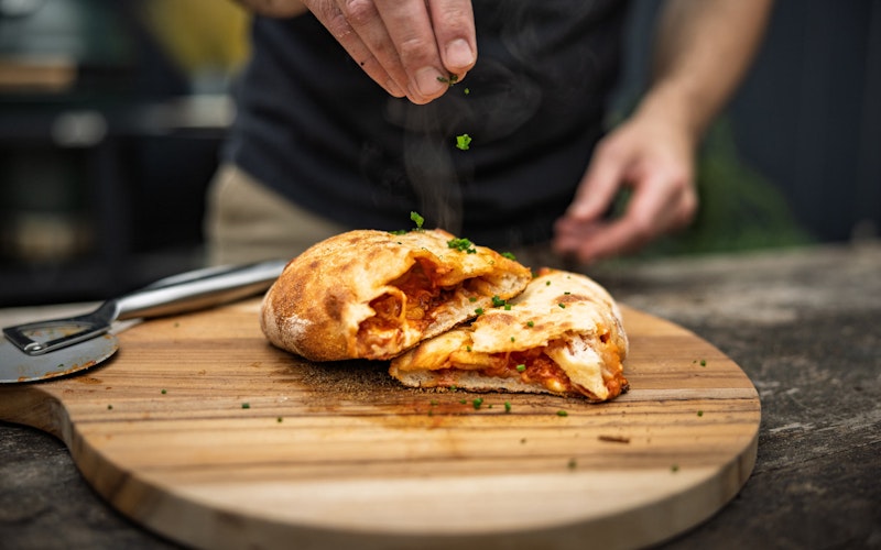 TEAK PIZZA SERVING BOARD | Utensils | Big Green Egg