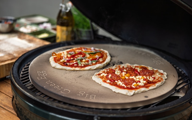 Baking Stone | Cookware | Big Green Egg