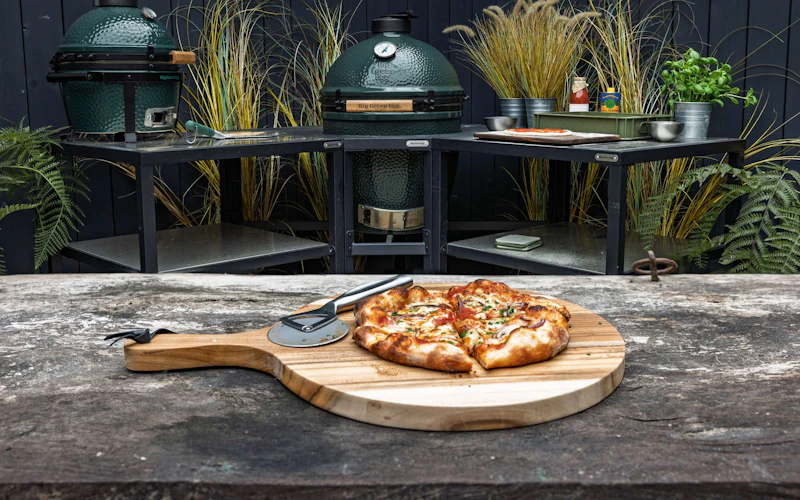 TEAK PIZZA SERVING BOARD | Utensils | Big Green Egg
