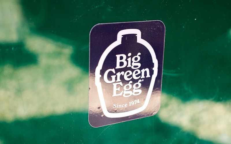 Yeti Roadie Cool Boxes | Tundra 45 Cool Box in Black Forest | Big Green Egg | Travel