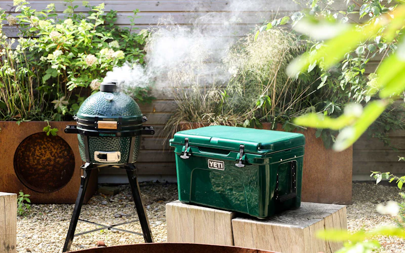 Yeti Roadie Cool Boxes | Tundra 45 Cool Box in Black Forest | Big Green Egg | Travel