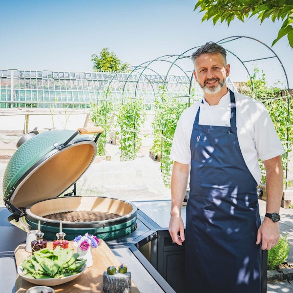 MOOR HALL | Where the EGG is | Big Green Egg