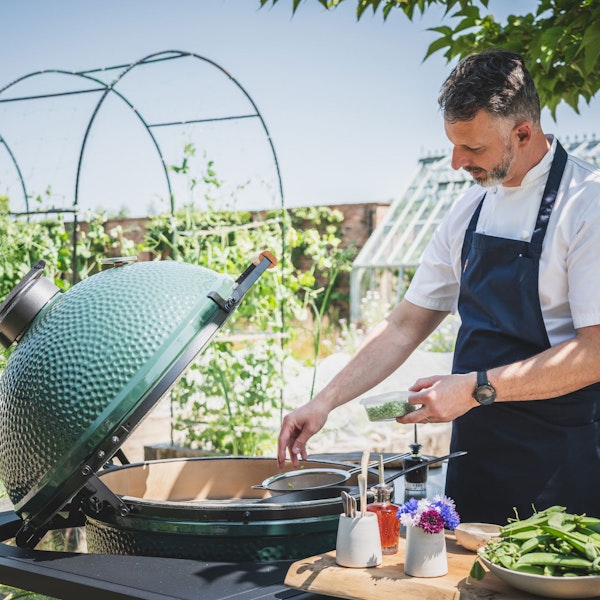 MOOR HALL | Where the EGG is | Big Green Egg