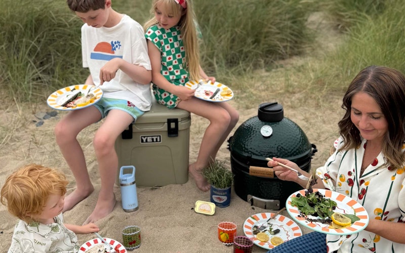 Shell Mills | Cooking with Kids | Big Green Egg | MiniMax Beach