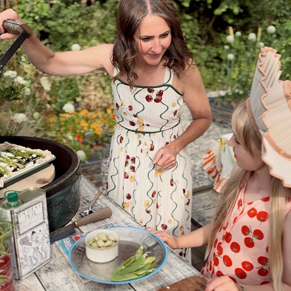 Shell Mills | Cooking with Kids | Big Green Egg | MiniMax Beach