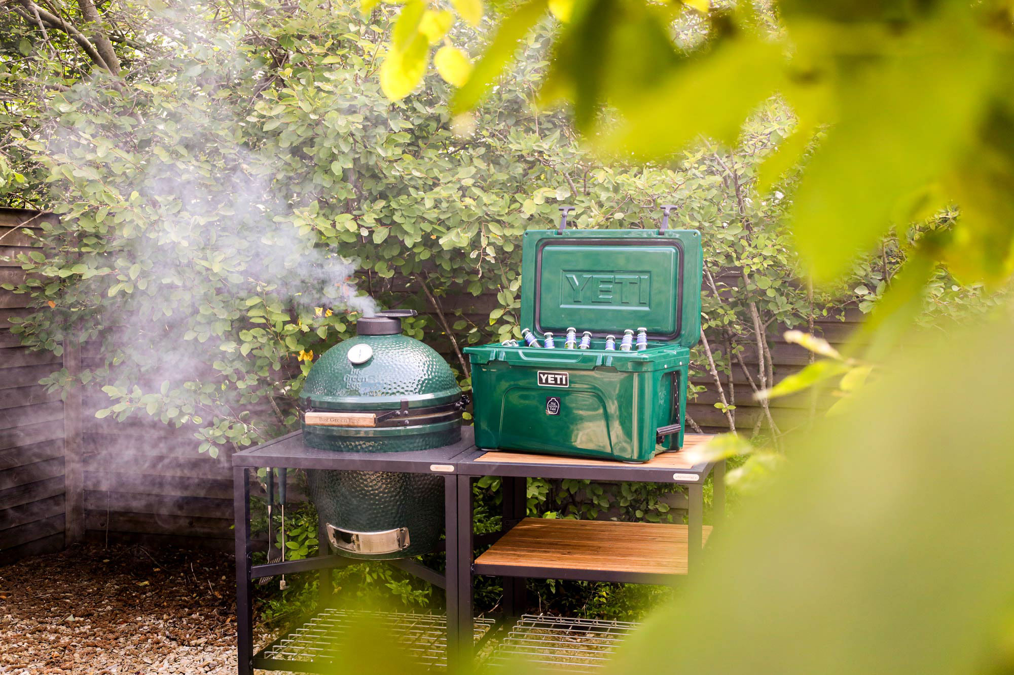 Yeti Roadie Cool Boxes | Tundra 45 Cool Box in Black Forest | Big Green Egg | Travel