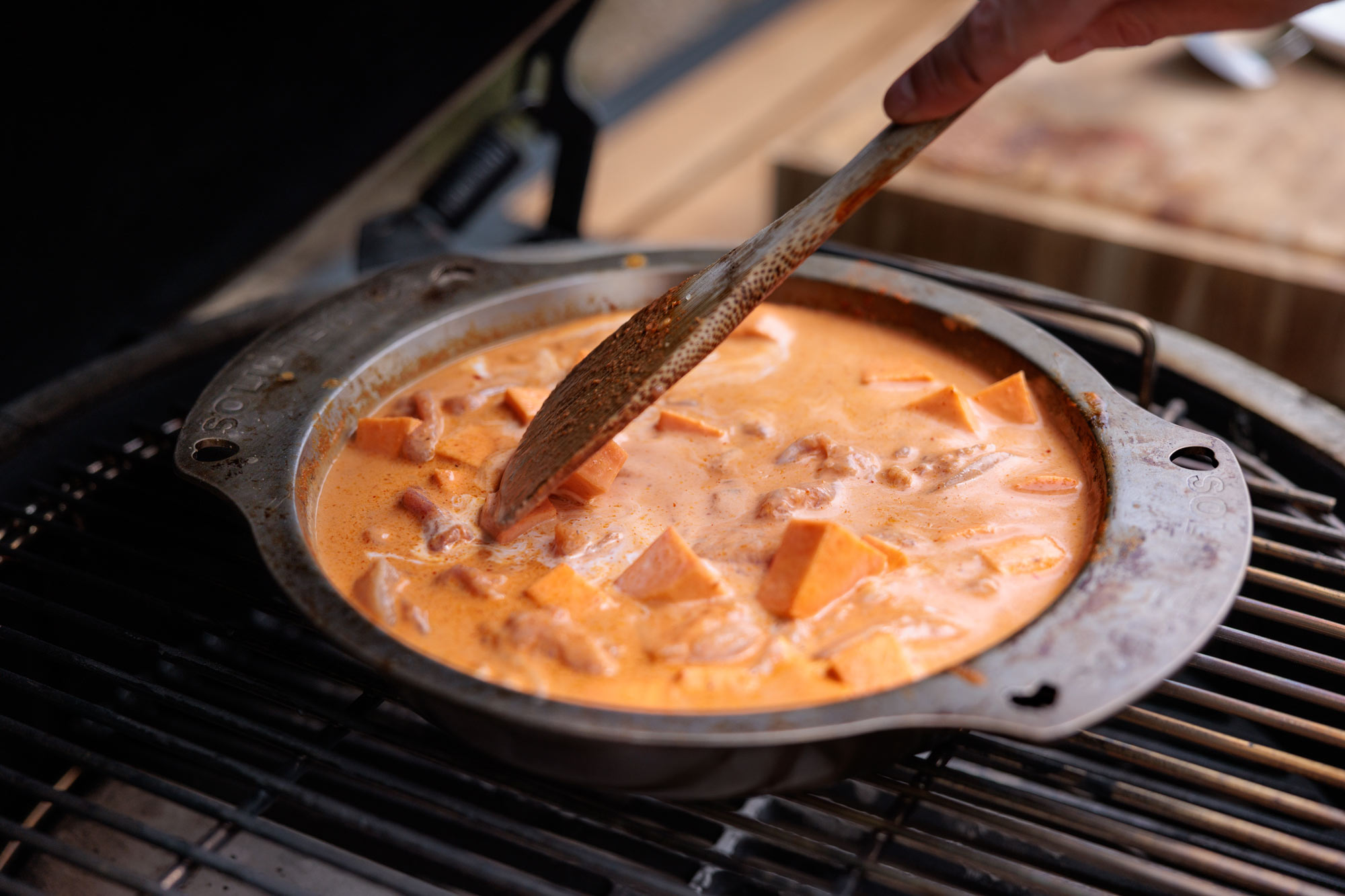 Solidteknics 28cm Nöni Oven to Table Pan | Cookware | Accessories | Big Green Egg