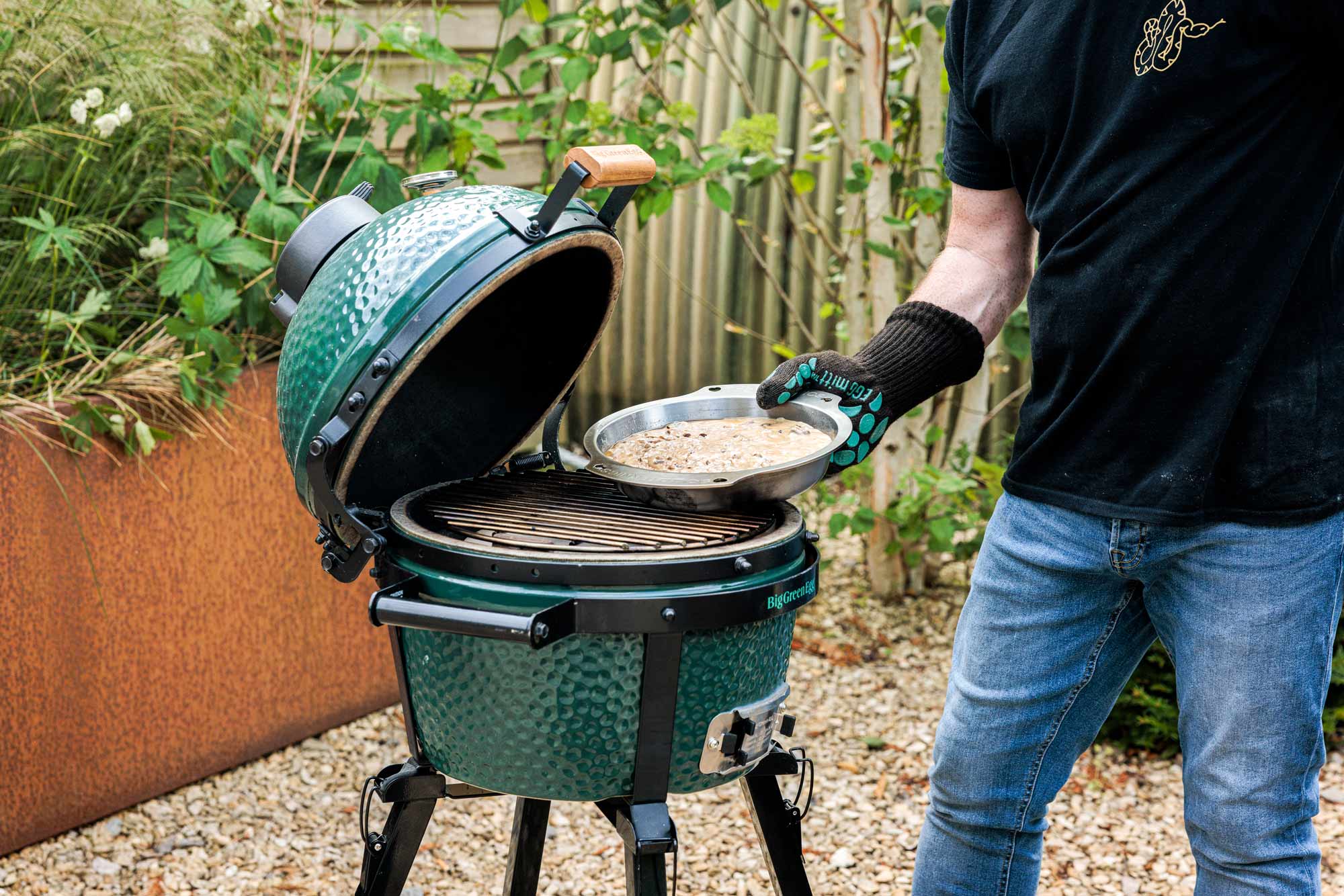 Solidteknics 28cm Nöni Oven to Table Pan | Cookware | Accessories | Big Green Egg