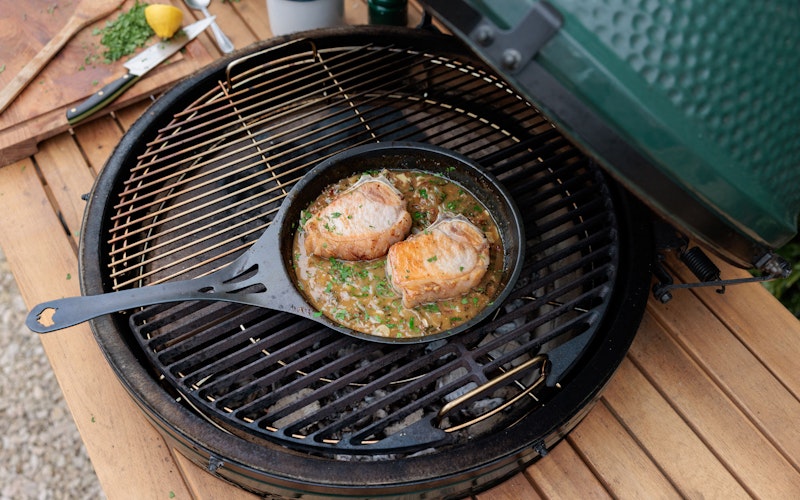 XL Big Green Egg | Eucalyptus Table | Solidtkenics skillet