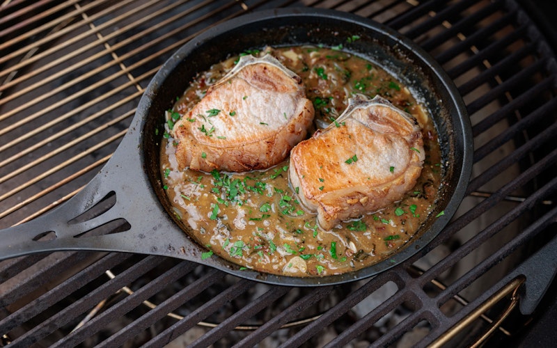 XL Big Green Egg | Eucalyptus Table | Solidtkenics skillet