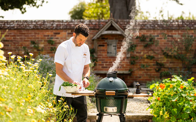 The Pig & Big Green Egg | Where the EGG is?
