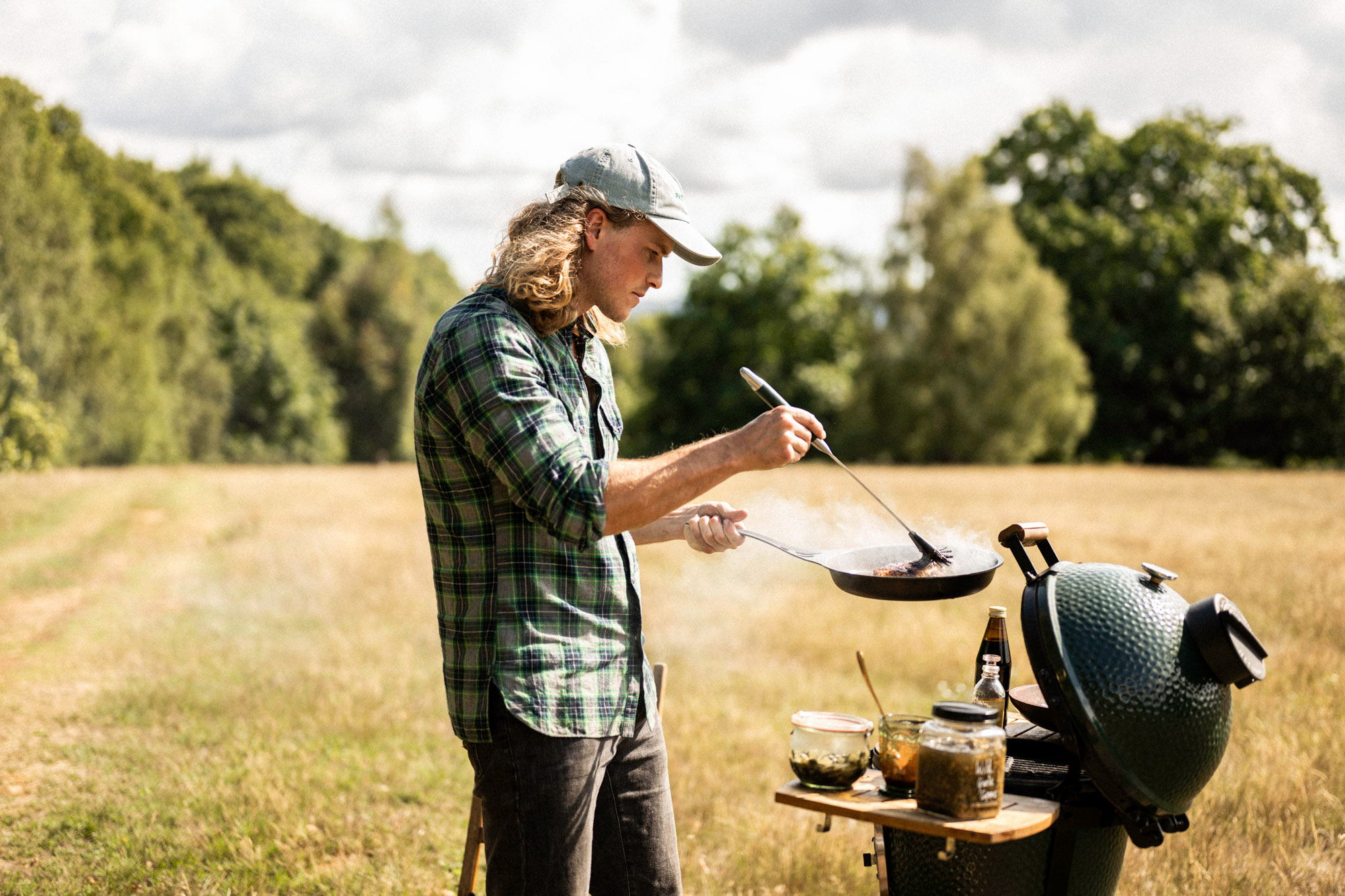 Grilled Lion’s Mane Mushroom with Spiced Honey and Foraged Salad | Pan cooking | Vegetarian | Tait Miller | Cowdray Estate | Big Green Egg