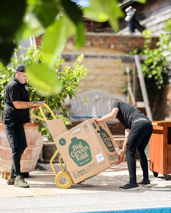 White Glove Delivery | Big Green Egg