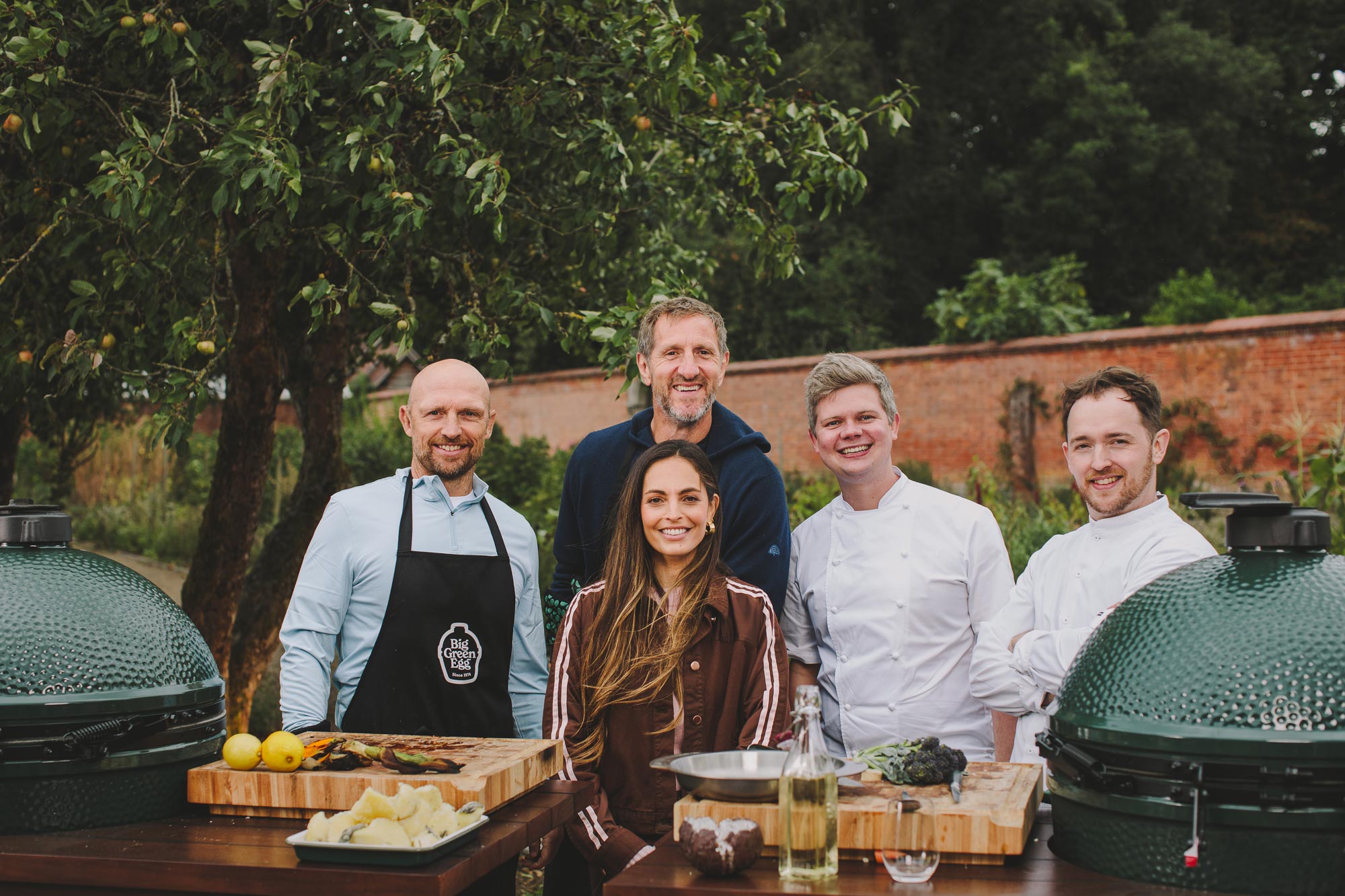How to EGG: Cook off with Matt Dawson and Will Greenwood | The Chicken Challenge | Big Green Egg