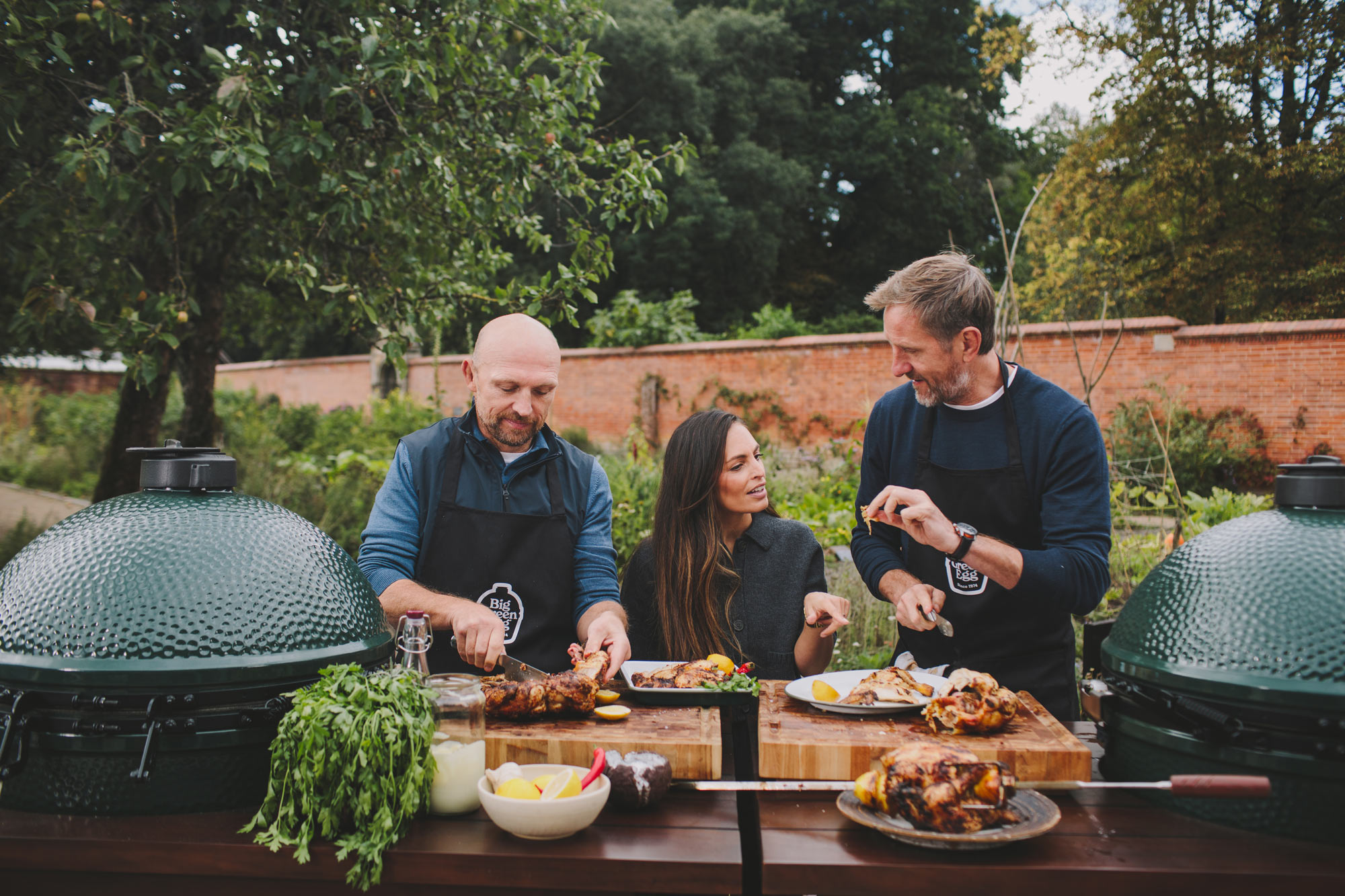 How to EGG: Cook off with Matt Dawson and Will Greenwood | The Chicken Challenge | Big Green Egg