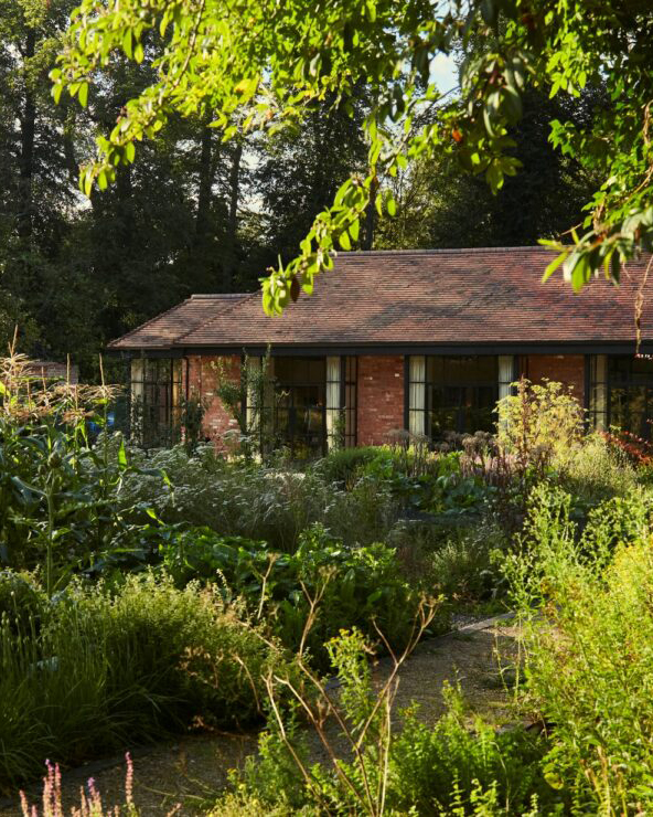 Where the EGG is | Hampton Manor & Grace and Savour | Big Green Egg