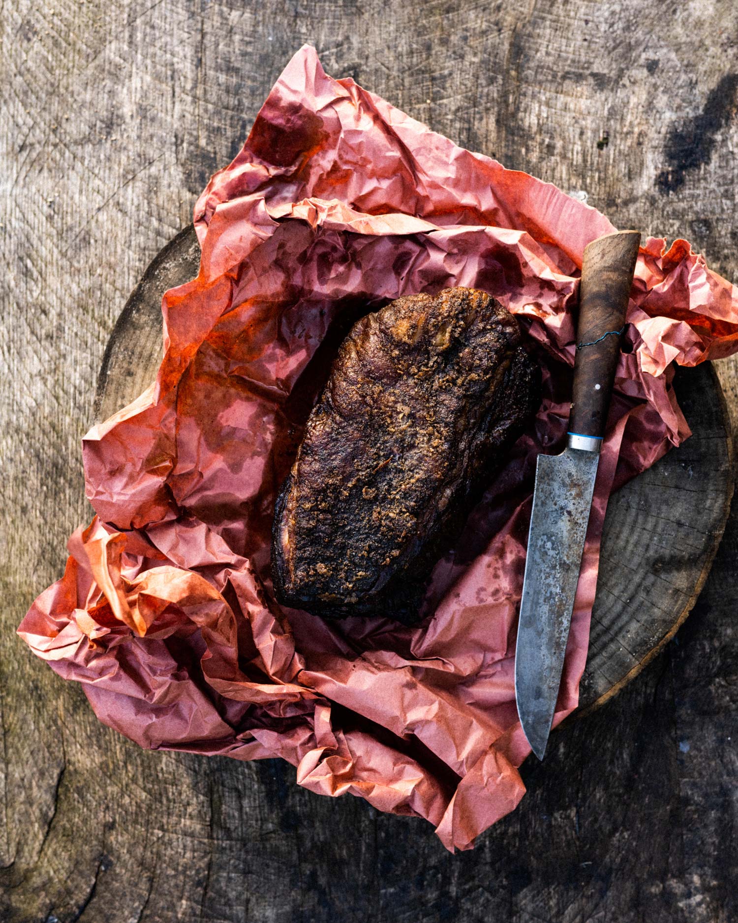 Pink butcher paper | Big Green Egg | Brisket