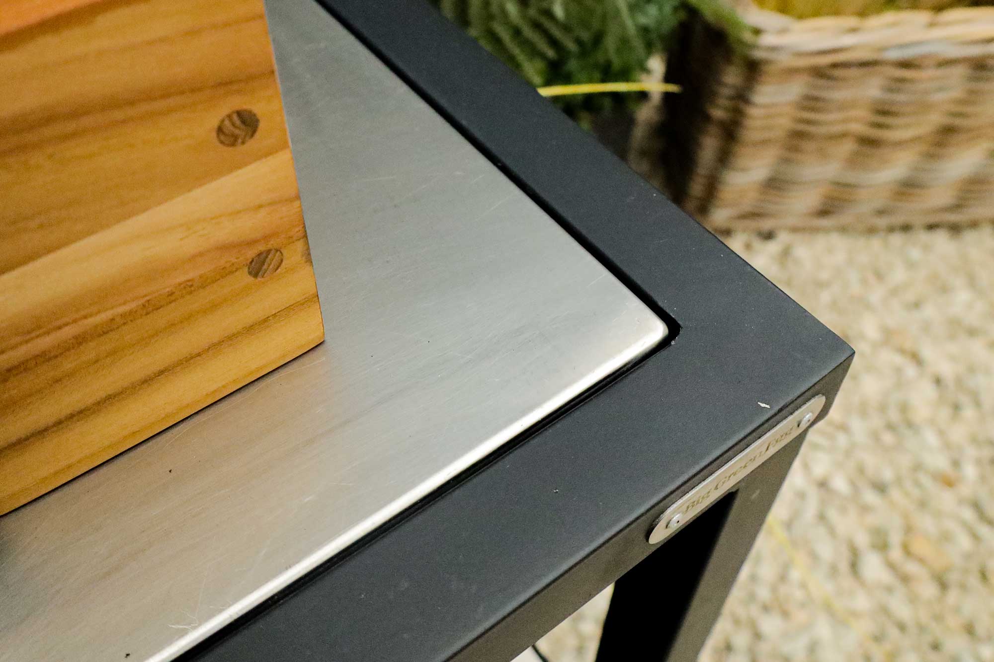 Corner Modular Nest | Ceramic Charcoal BBQs | Big Green Egg