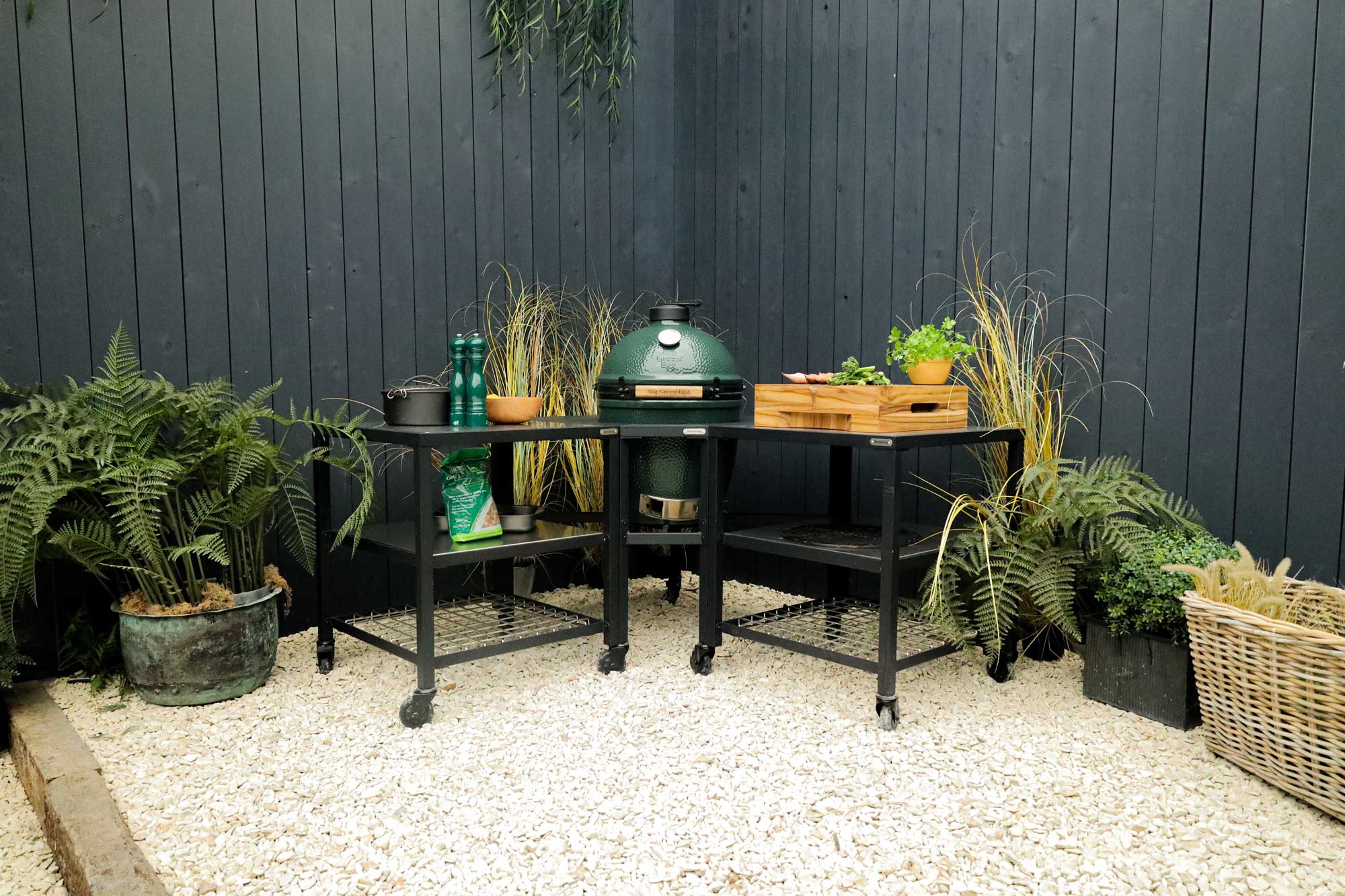 Corner Modular Nest | Ceramic Charcoal BBQs | Big Green Egg