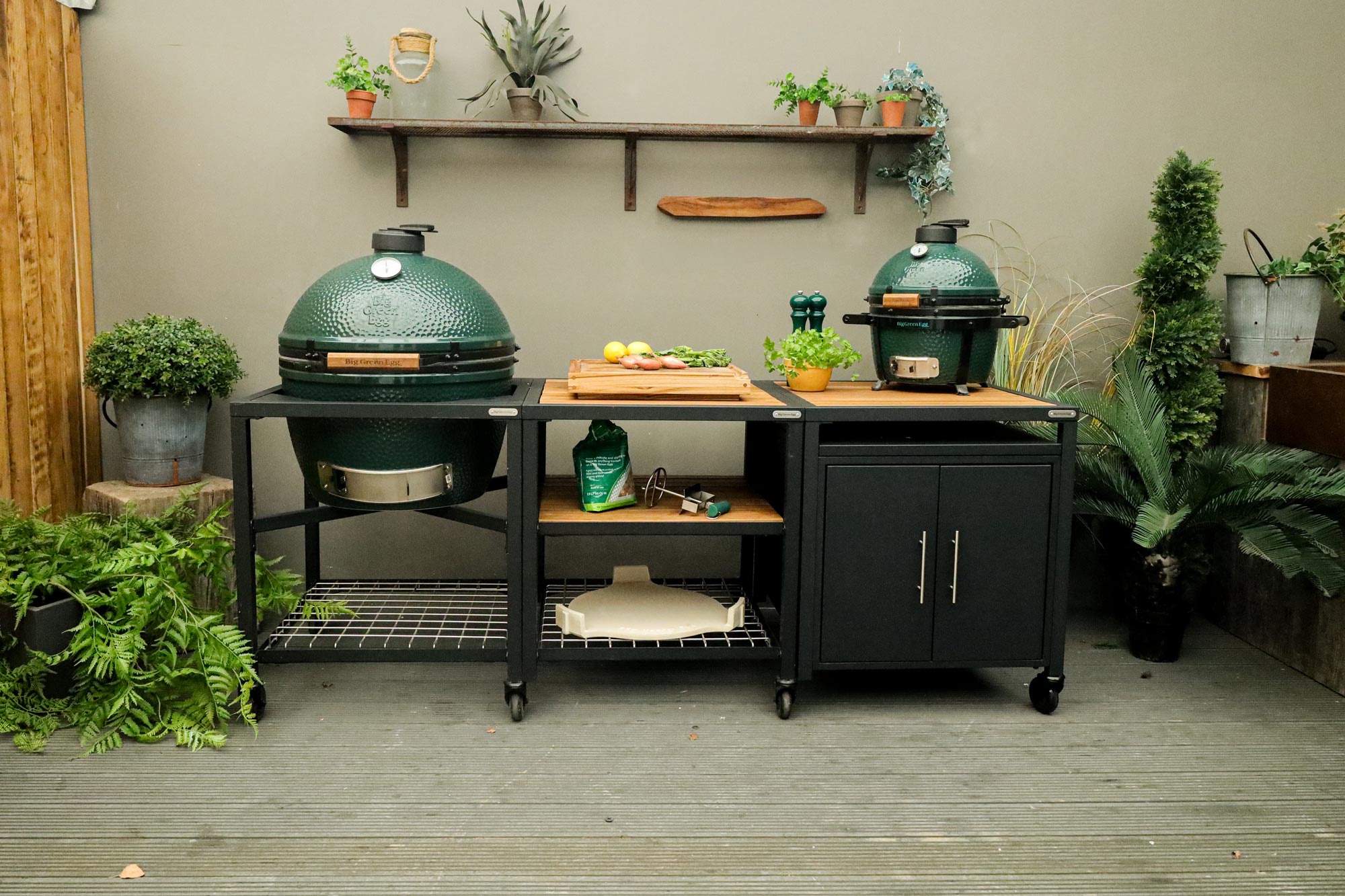 Inline Modular Nest Kitchen | Ceramic Charcoal BBQs | Big Green Egg