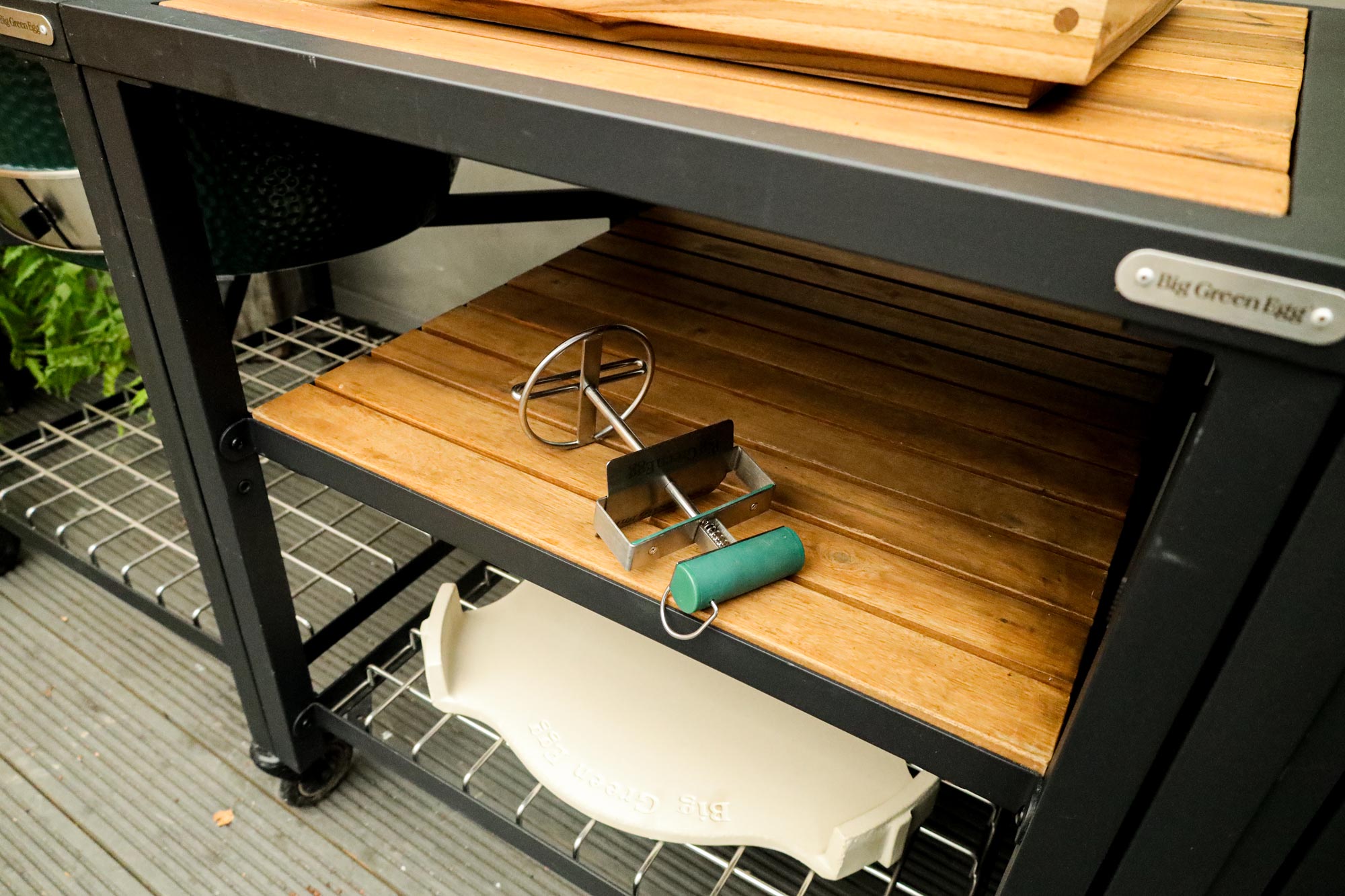 Inline Modular Nest Kitchen | Ceramic Charcoal BBQs | Big Green Egg