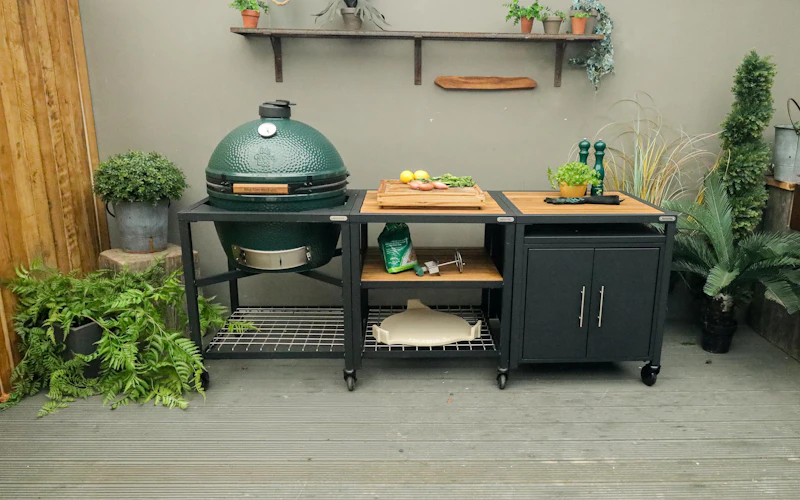 Inline Modular Nest Kitchen | Ceramic Charcoal BBQs | Big Green Egg