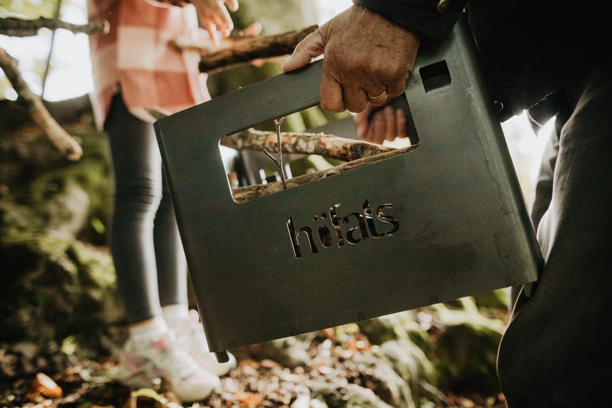 Höfats Beer Box Fire Basket | Heating and Living | Big Green Egg