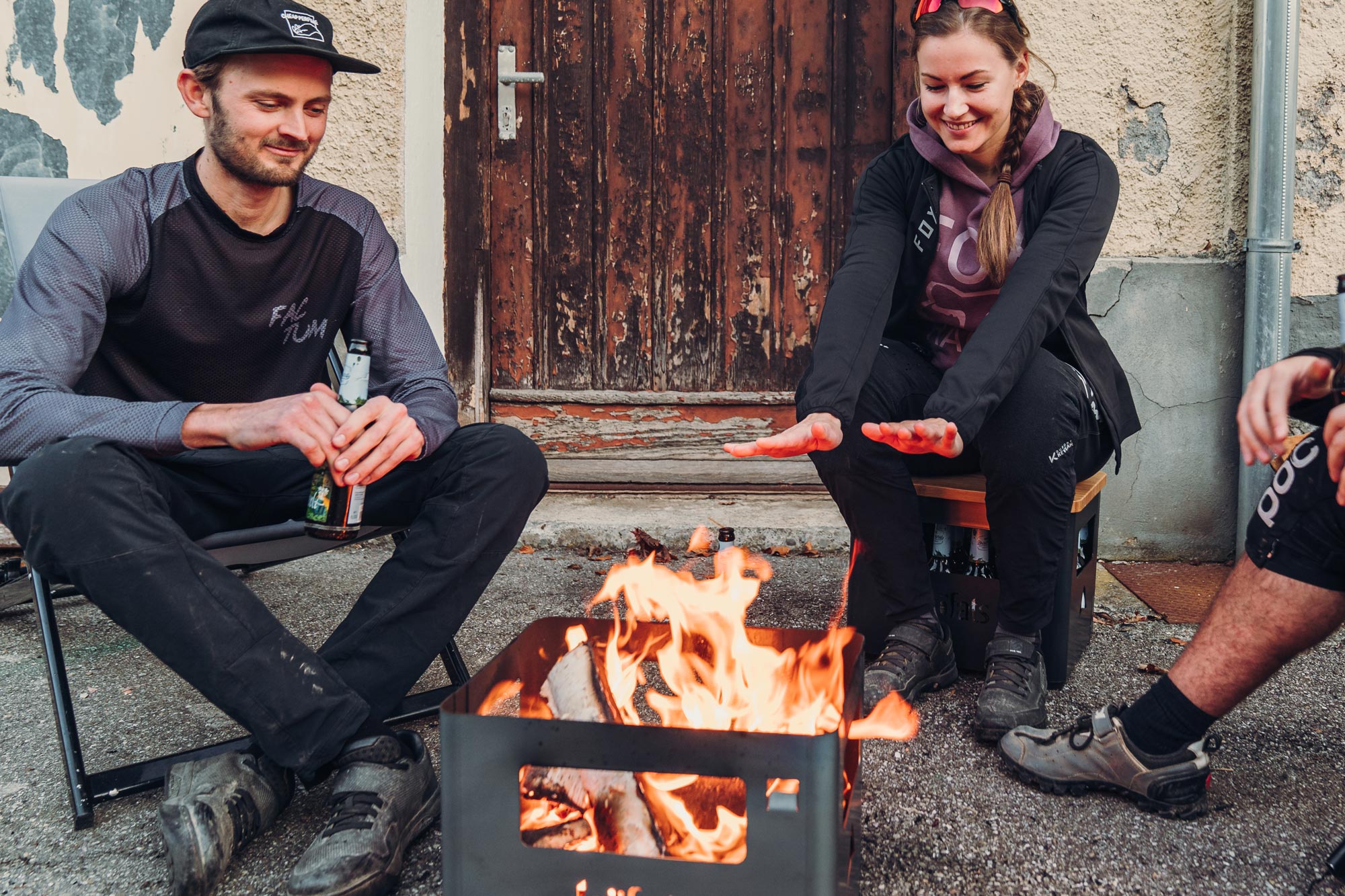 Höfats Beer Box Fire Basket | Heating and Living | Big Green Egg