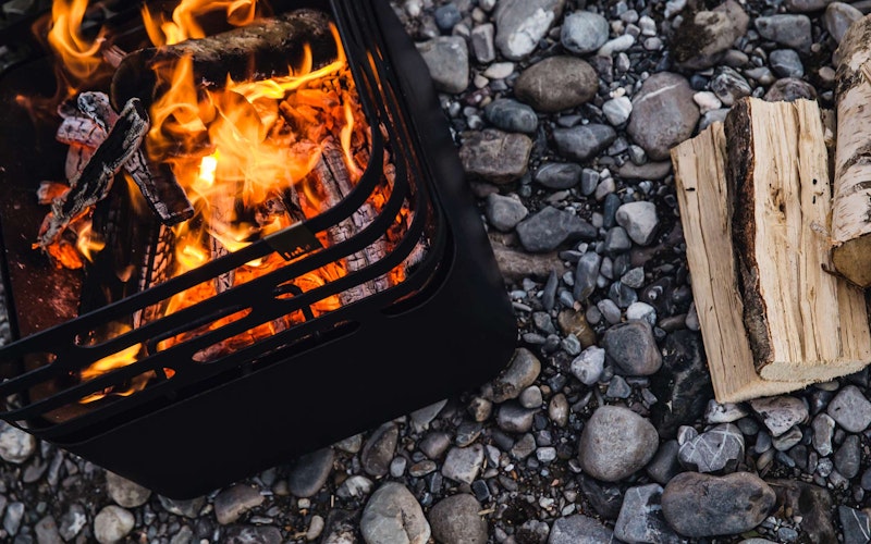 Höfats Crate Fire Basket | Heating and Living | Big Green Egg