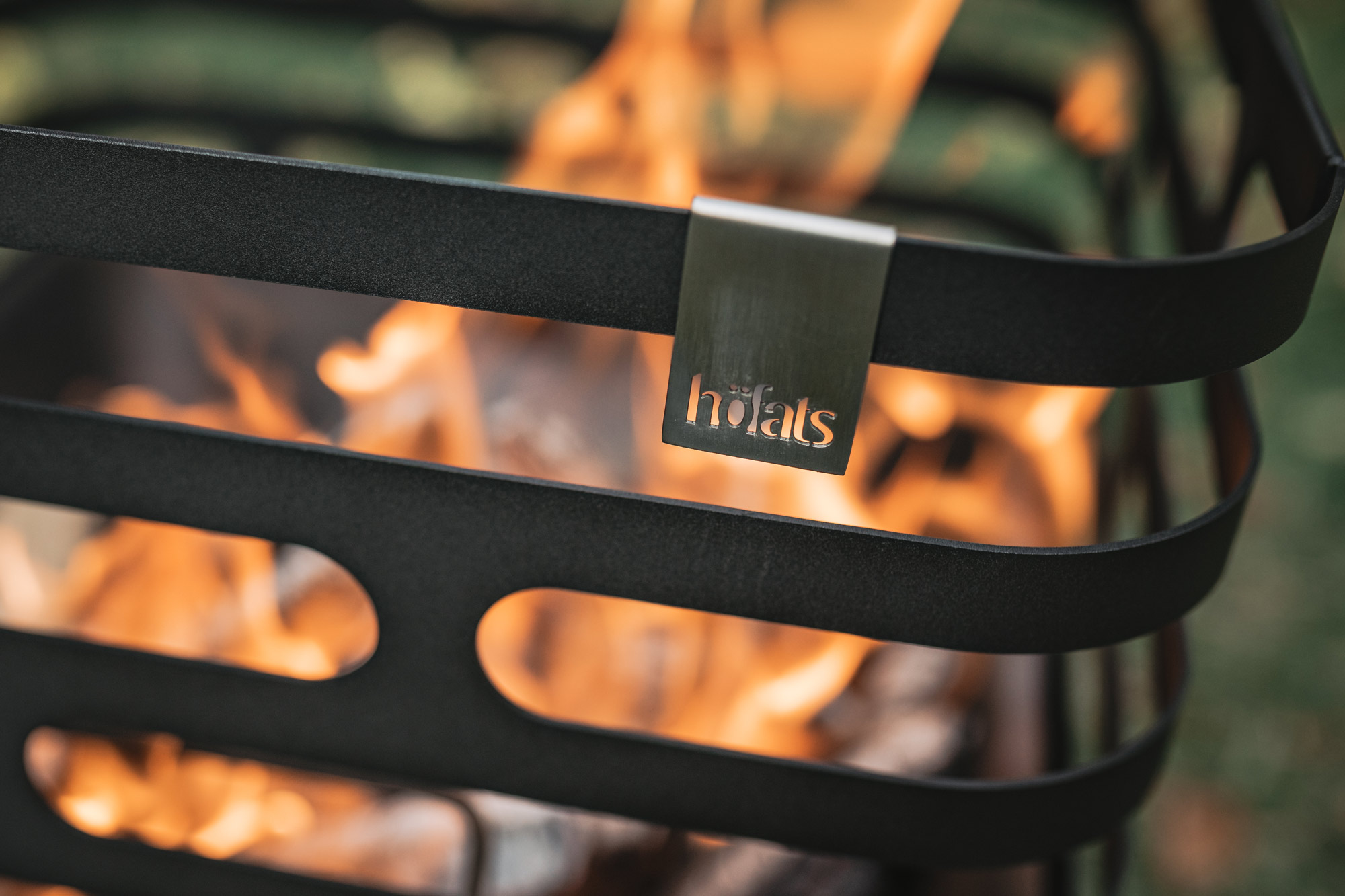 Höfats Crate Fire Basket | Heating and Living | Big Green Egg