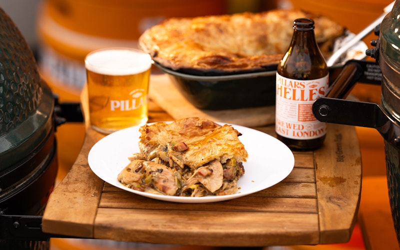 Falcon Enamelware X Big Green Egg Oven To Table Pie Dish X Willy's Pies