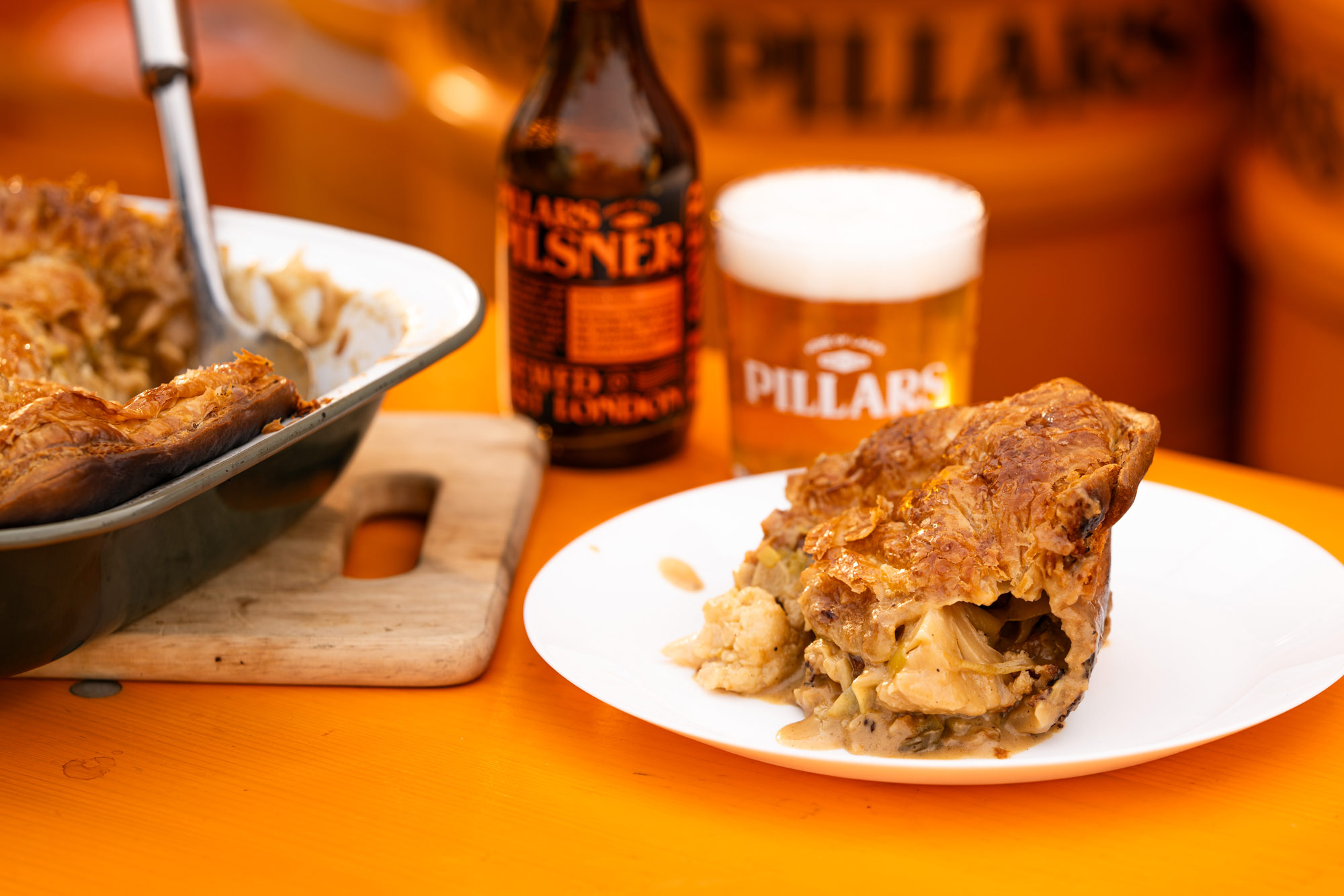 Edit ROAST CAULIFLOWER, LEEK AND COMTÉ PIE | Falcon Enamelware X Big Green Egg Oven To Table Pie Dish X Willy's Pies