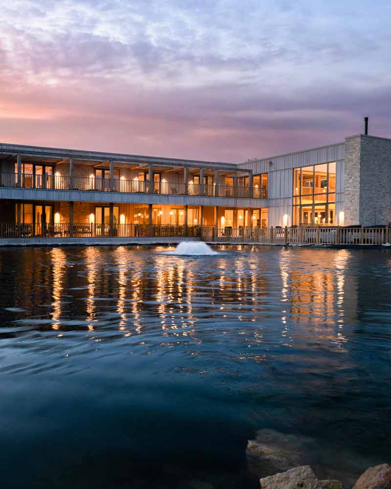 Bainland Lodge Retreats. The lakeside escape