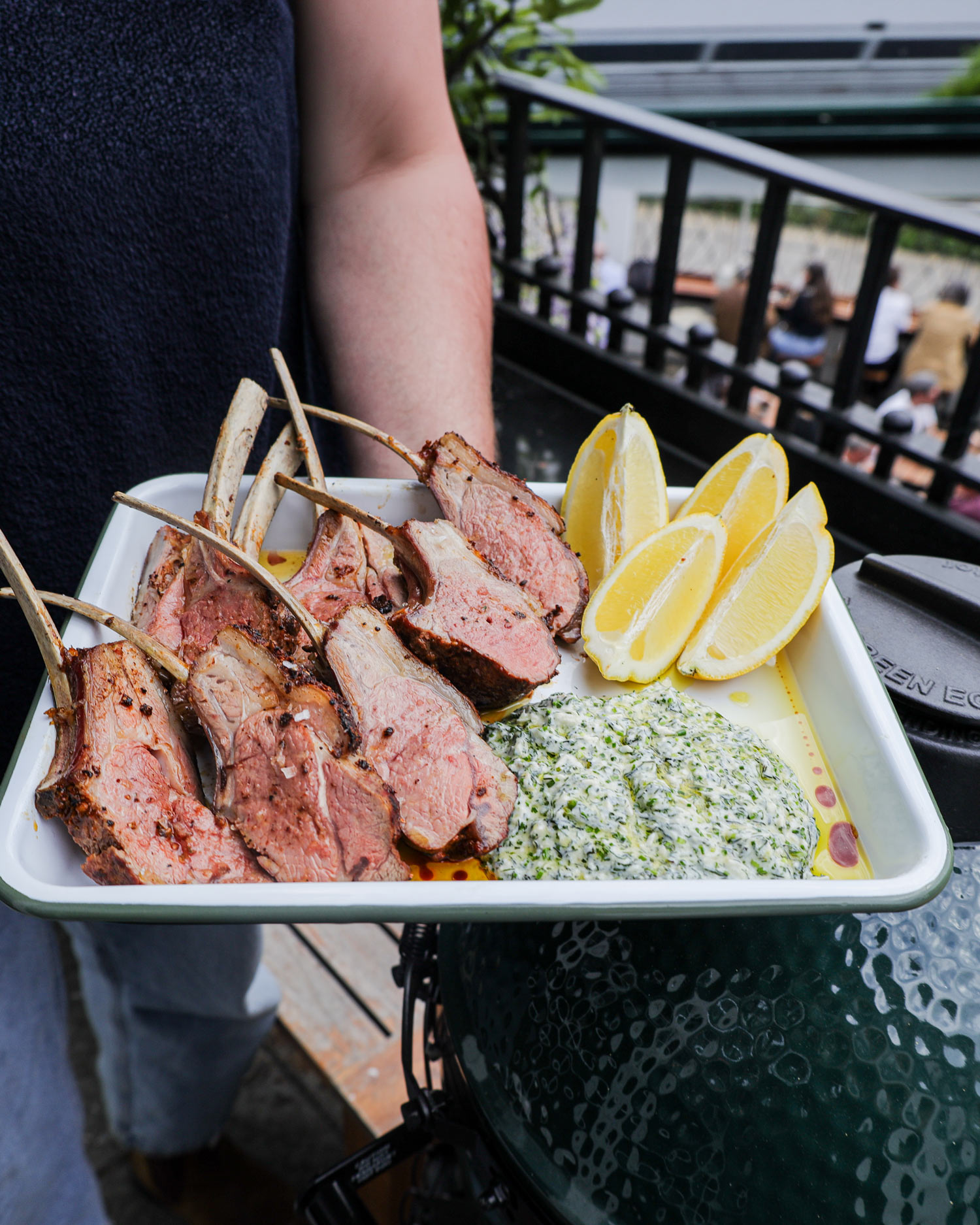 BIG GREEN EGG X PROVENANCE VILLAGE BUTCHER MEAT BOX