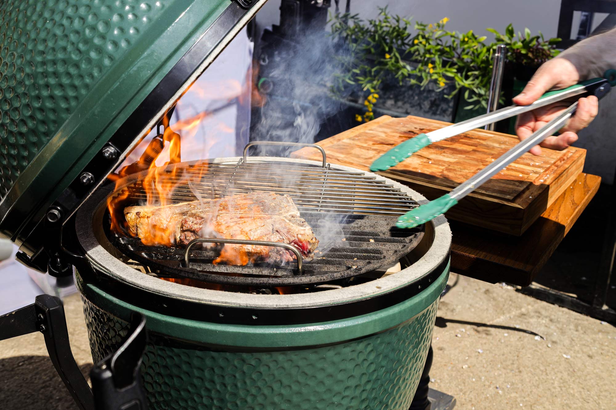 BIG GREEN EGG X PROVENANCE VILLAGE BUTCHER MEAT BOX