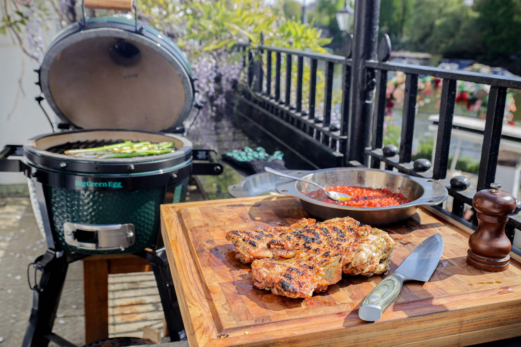 BIG GREEN EGG X PROVENANCE VILLAGE BUTCHER MEAT BOX