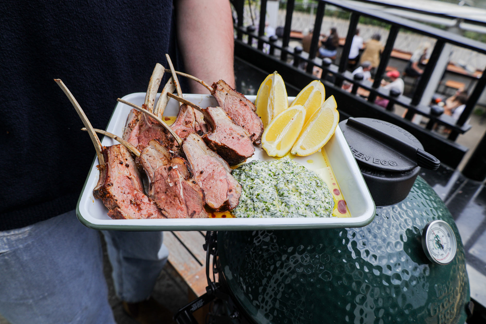 BIG GREEN EGG X PROVENANCE VILLAGE BUTCHER MEAT BOX