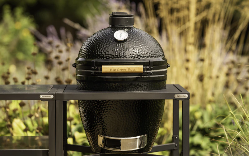 Onyx Big Green Egg