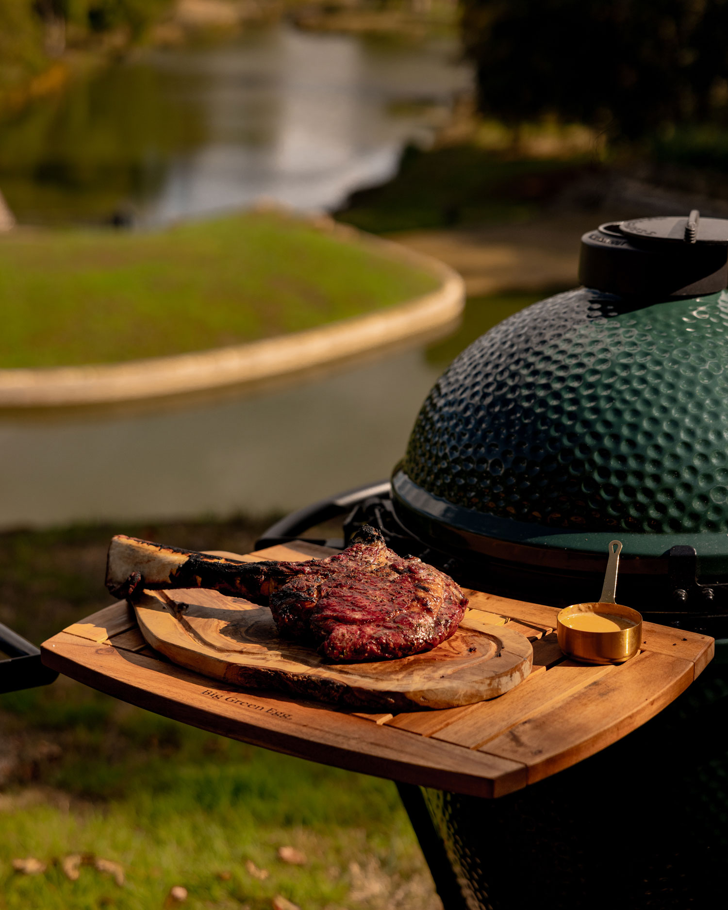 Tomahawk Steak with Peppercorn Sauce