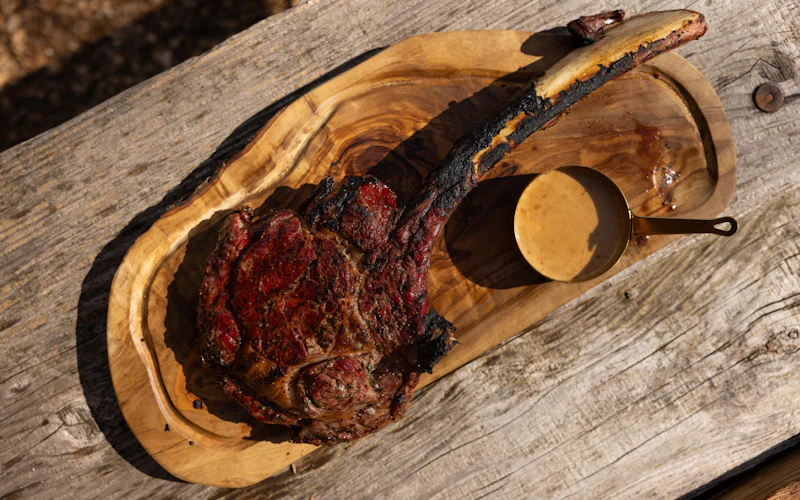Tomahawk Steak with Peppercorn Sauce